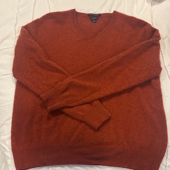 J. Crew Other - J. Crew Men's V-Neck Italian Cashmere mid-weight Sweater in Rich Rust